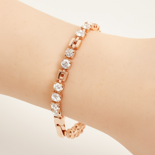 Armband „Rosé Lumière“ – Zarte Eleganz in Roségold